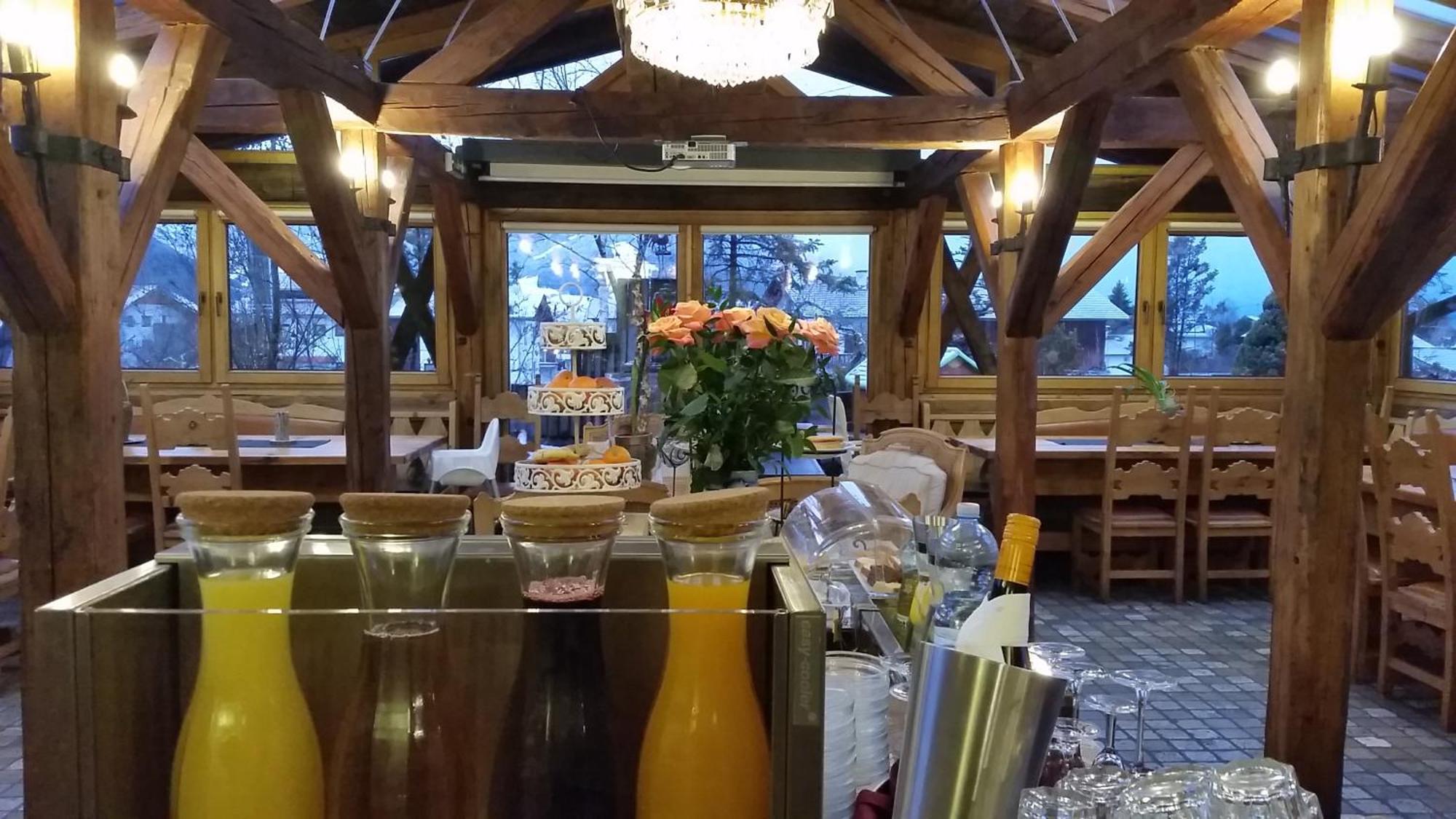 Alp Art Hotel Götzens Екстериор снимка